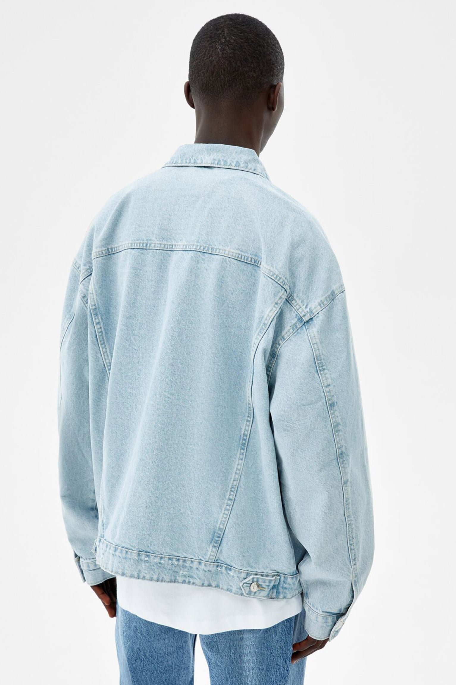 Oversized Denim Jacket - الصورة 2