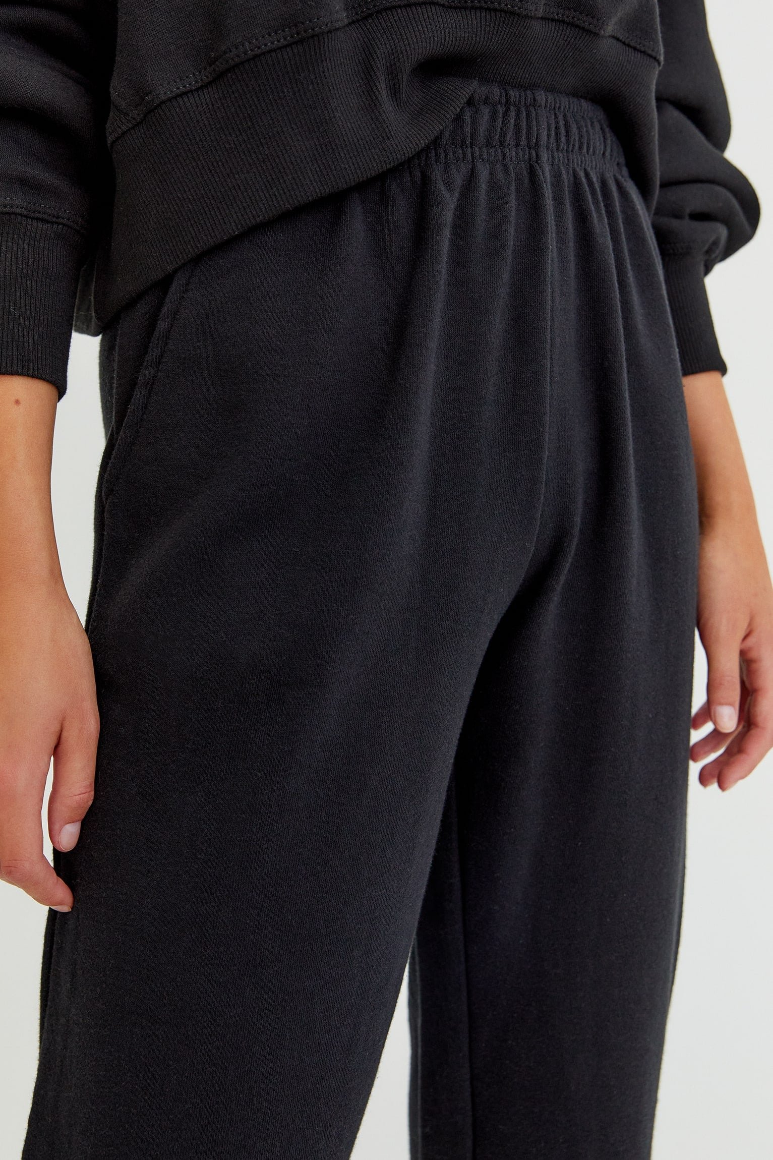 Basic Colored Sweatpants With Elastic Hems - الصورة 3