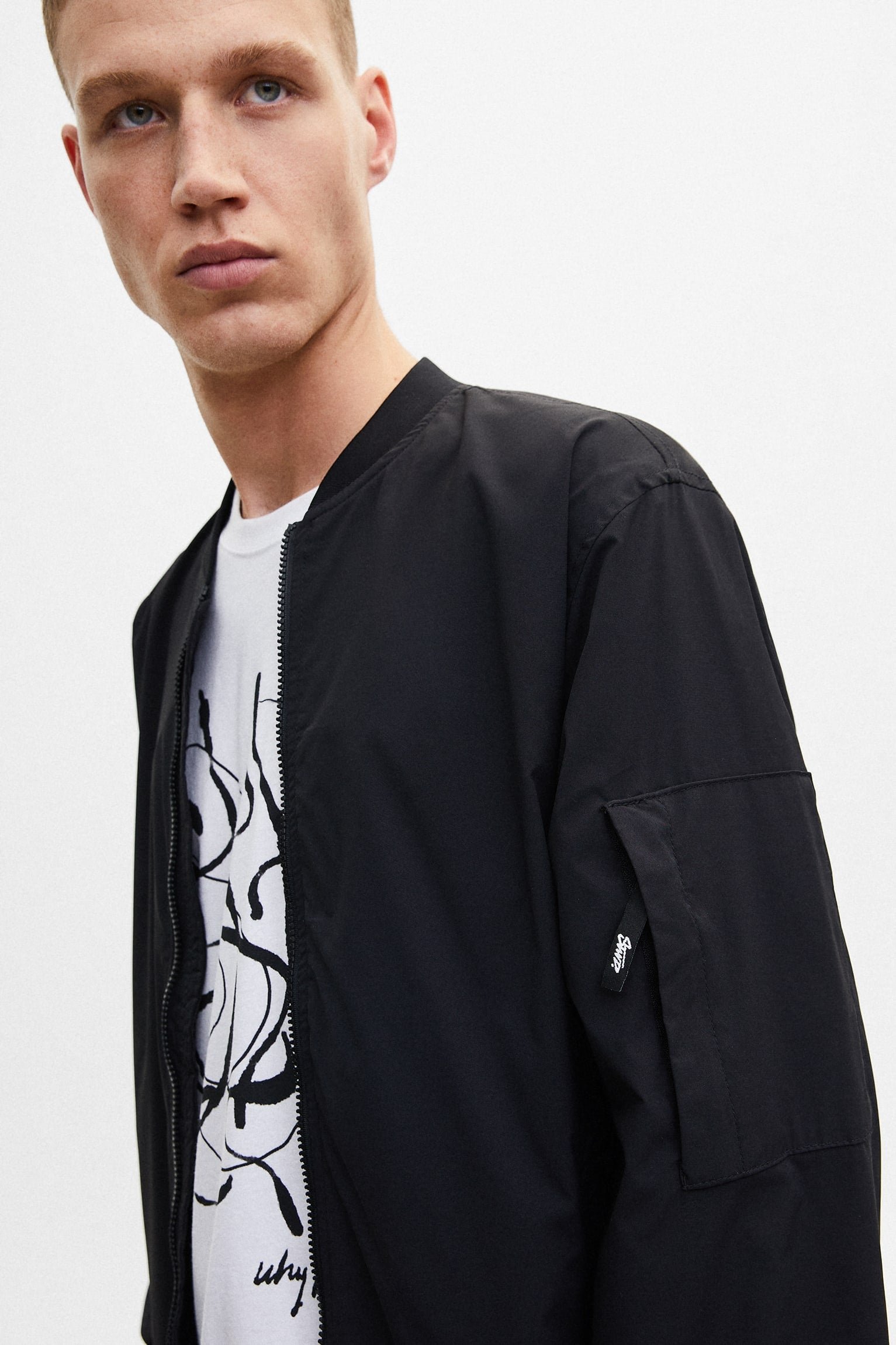 Lightweight Zipped Bomber Jacket - الصورة 3